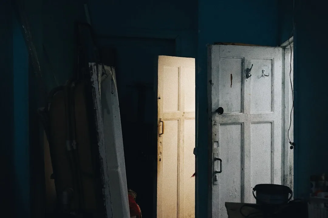 Comparison Of A Clean Room With Organized Top And Side